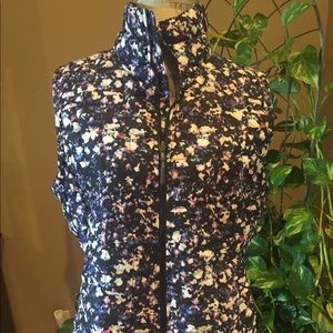 Ladies North Face vest